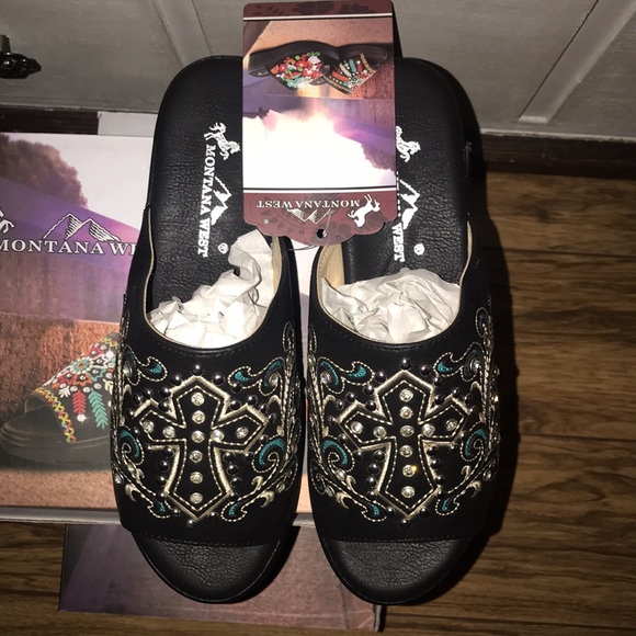Montana West- studded cross black/turquoise platform wedge slip-on mule-NWT - Picture 3 of 11